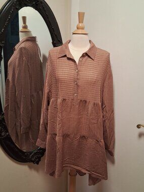 Lovestitch Mauve/Brown Textured Tiered Button Tunic sz L NWT  /B3